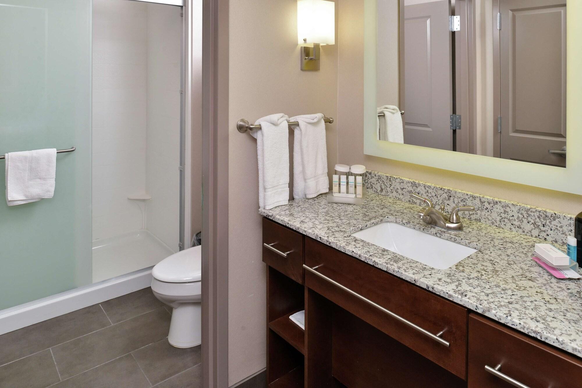 Homewood By Hilton Cincinnati/mason Hotel Mason